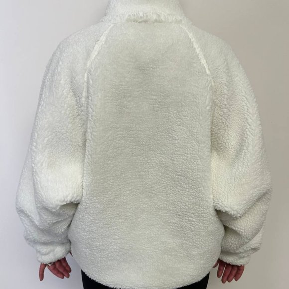 American Eagle Womens Sherpa Pullover Jacket Sz. M *EUC - Picture 2 of 2